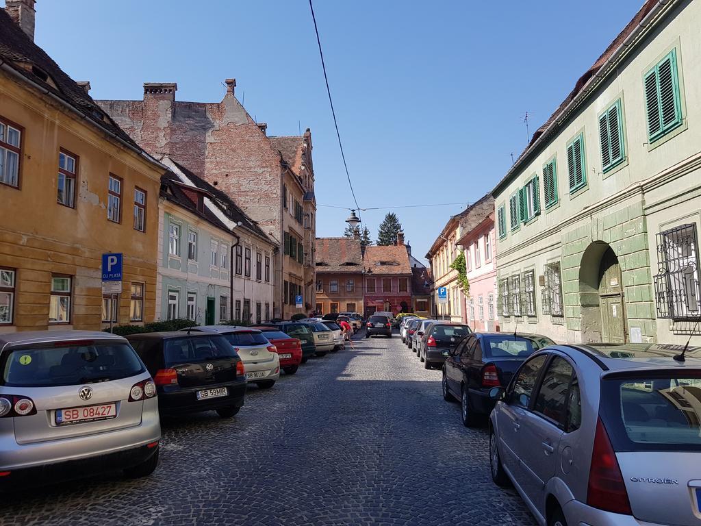 Luk Old Town Apartment Sibiu Exteriör bild