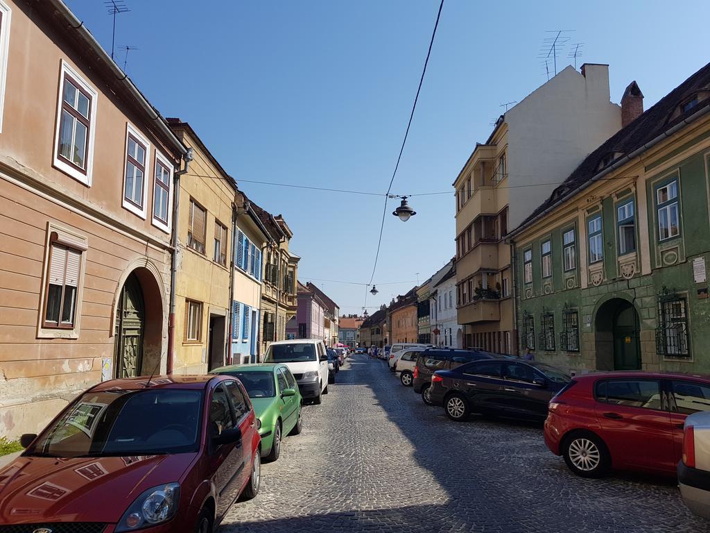 Luk Old Town Apartment Sibiu Exteriör bild